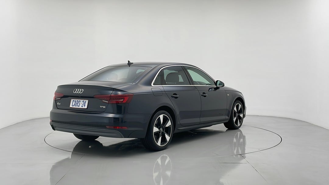 Right Back Diagonal (45- Degree) View