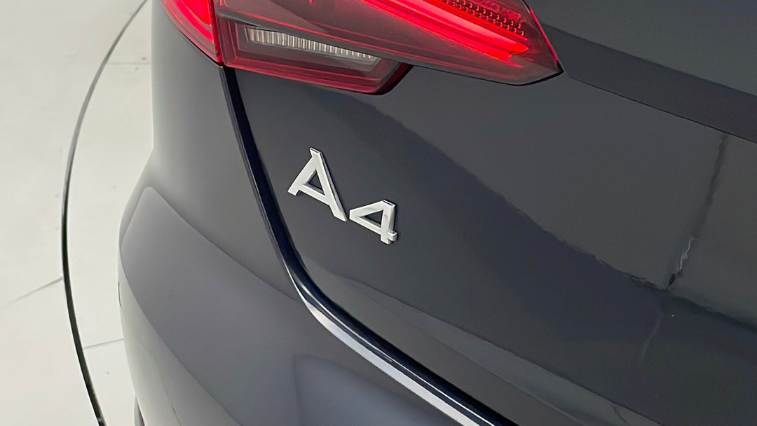 Badge (Boot Left Side)