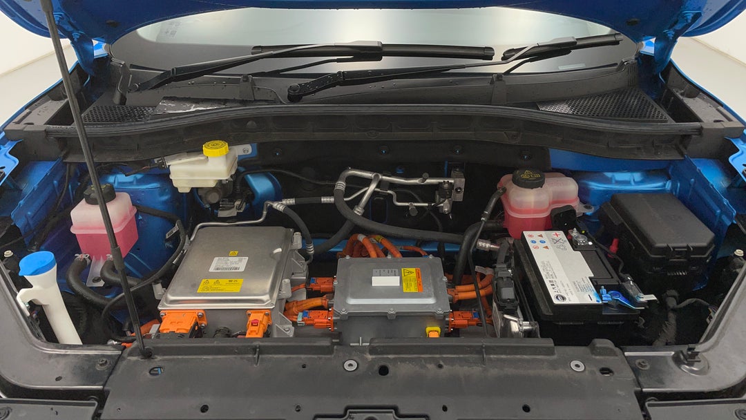 Open Bonnet (Engine)