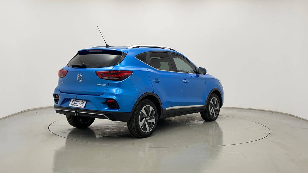 Right Back Diagonal (45- Degree) View