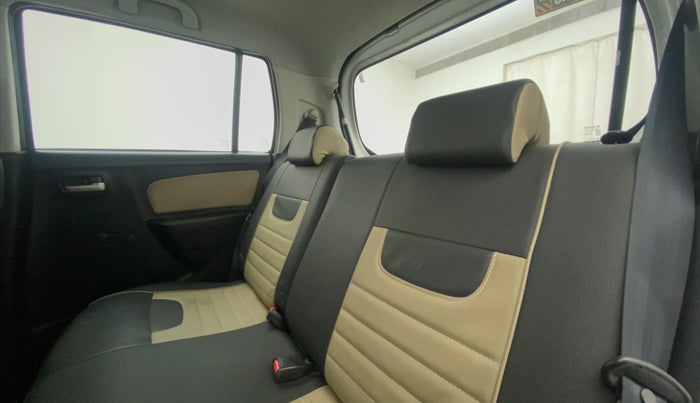 2018 Maruti Wagon R 1.0 LXI CNG (O), CNG, Manual, 42,614 km, Right Side Rear Door Cabin