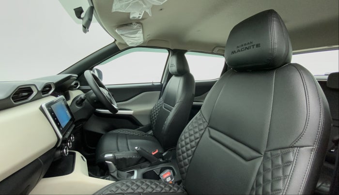 2022 Nissan MAGNITE XV CVT TURBO, Petrol, Automatic, 6,802 km, Right Side Front Door Cabin