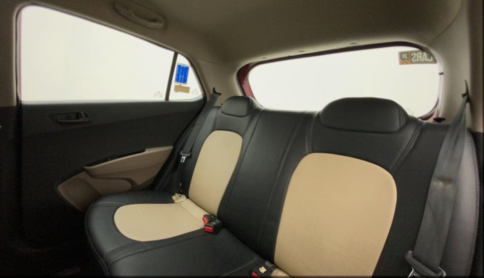 2014 Hyundai Grand i10 MAGNA 1.2 KAPPA VTVT, Petrol, Manual, 28,817 km, Right Side Rear Door Cabin