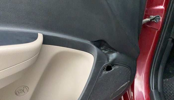 2014 Hyundai Grand i10 MAGNA 1.2 KAPPA VTVT, Petrol, Manual, 28,817 km, Front passenger door - Trim has minor damage