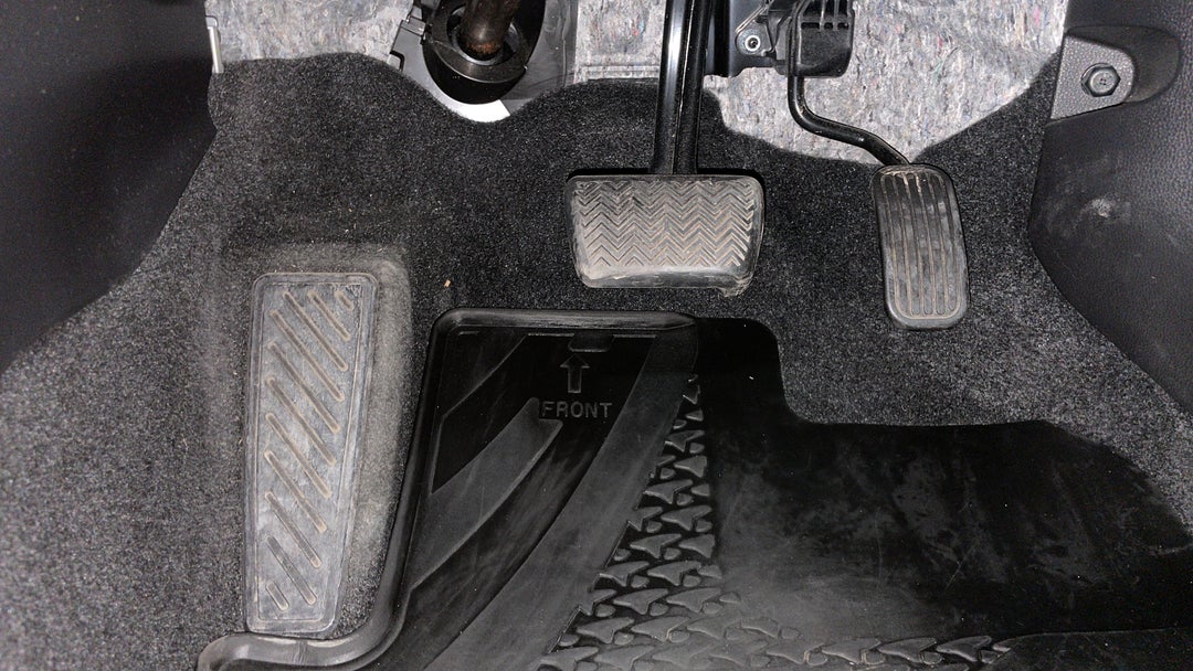 2021 Toyota Corolla Ascent Sport Hybrid, Automatic, 43421 km, Pedals and Footmat