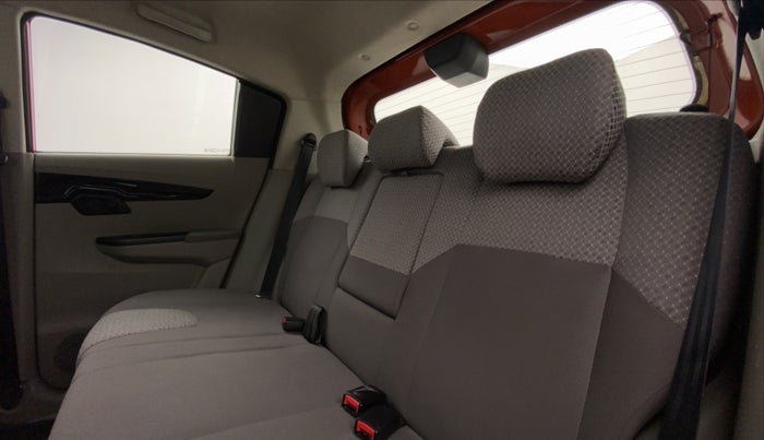 2016 Mahindra Kuv100 K6 D 6 STR, Diesel, Manual, 58,930 km, Right Side Rear Door Cabin