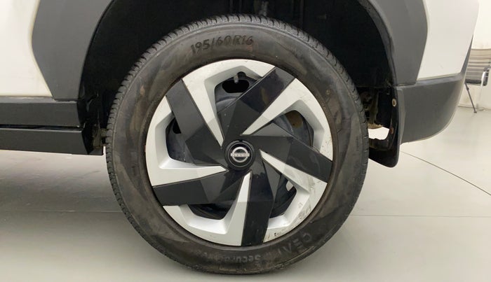 2021 Nissan MAGNITE XL, Petrol, Manual, 10,006 km, Left Rear Wheel