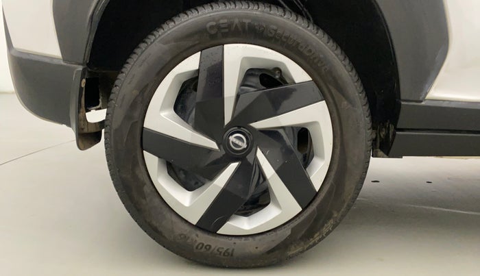 2021 Nissan MAGNITE XL, Petrol, Manual, 10,006 km, Right Rear Wheel