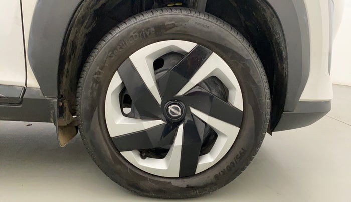 2021 Nissan MAGNITE XL, Petrol, Manual, 10,006 km, Right Front Wheel