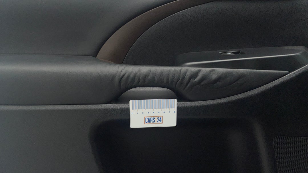 Door Interior Front LHS Wear