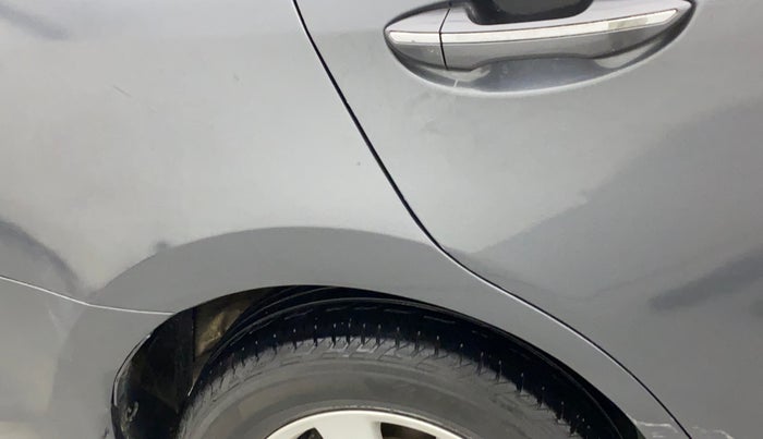 2014 Toyota Corolla Altis G AT PETROL, Petrol, Automatic, 77,470 km, Right quarter panel - Minor scratches