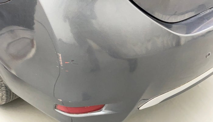 2014 Toyota Corolla Altis G AT PETROL, Petrol, Automatic, 77,470 km, Rear bumper - Minor scratches
