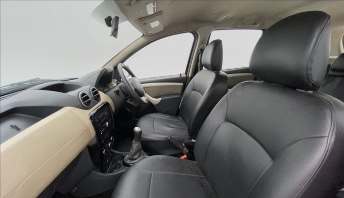 2013 Renault Duster RXL PETROL 104, Petrol, Manual, 99,164 km, Right Side Front Door Cabin