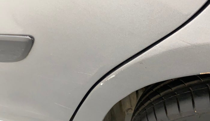 2014 Maruti Swift VXI, Petrol, Manual, 65,961 km, Left quarter panel - Minor scratches