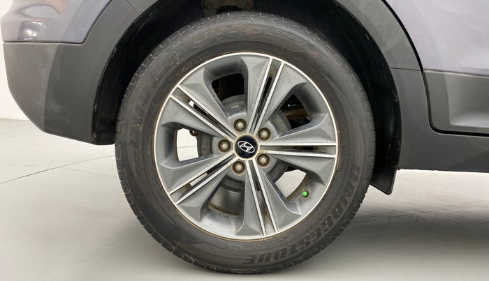 2017 Hyundai Creta 1.6 SX PLUS AUTO PETROL, Petrol, Automatic, 26,397 km, Right Rear Wheel