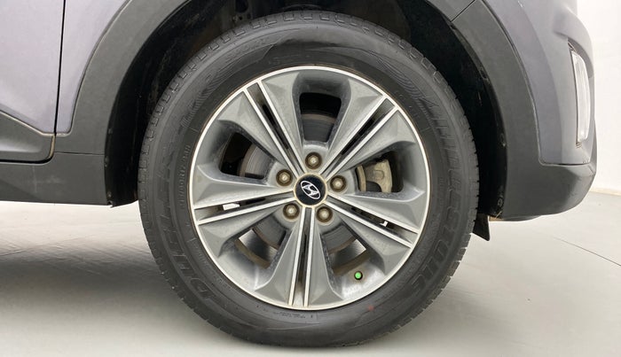 2017 Hyundai Creta 1.6 SX PLUS AUTO PETROL, Petrol, Automatic, 26,397 km, Right Front Wheel