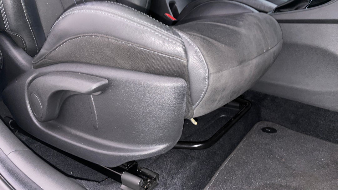 2022 Hyundai i30 N Premium With Sunroof, Automatic, 58969 km, Drivers Side Adjustment Panel