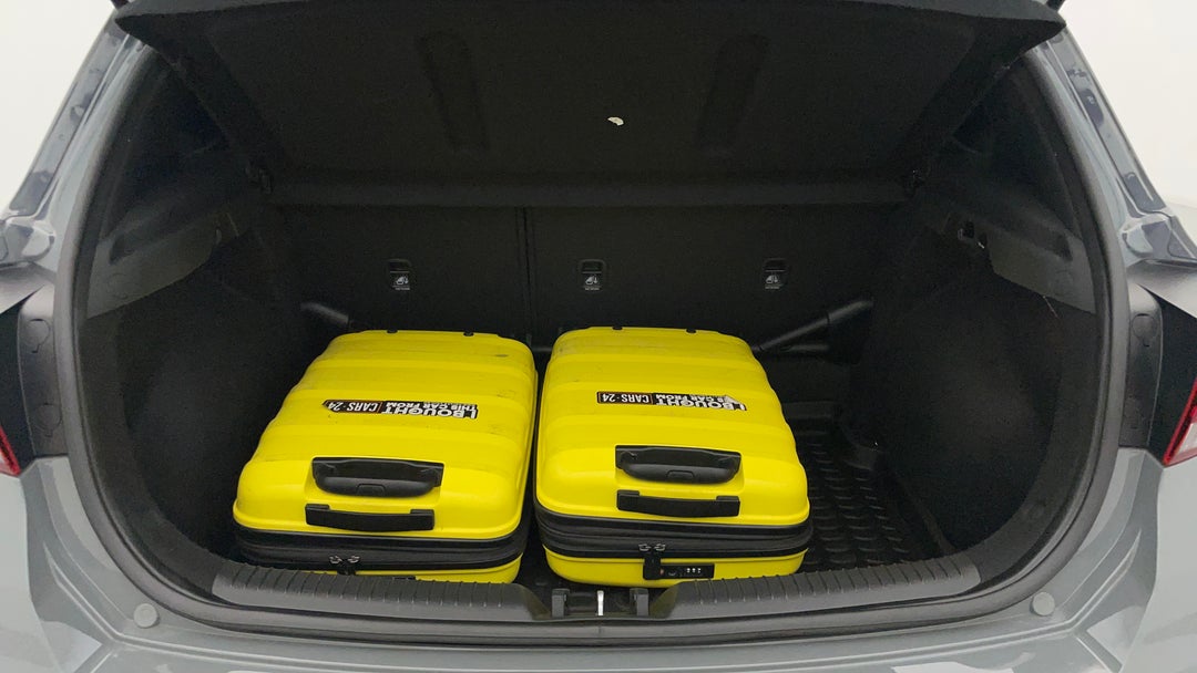 2022 Hyundai i30 N Premium With Sunroof, Automatic, 58969 km, Boot Inside View with Luggage