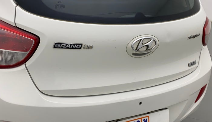 2016 Hyundai Grand i10 MAGNA 1.2 KAPPA VTVT, Petrol, Manual, 46,484 km, Dicky (Boot door) - Paint has minor damage