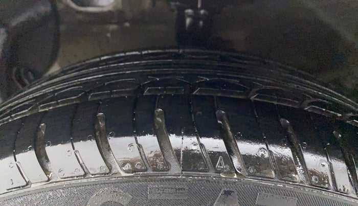 2016 Hyundai Grand i10 MAGNA 1.2 KAPPA VTVT, Petrol, Manual, 46,484 km, Left Front Tyre Tread