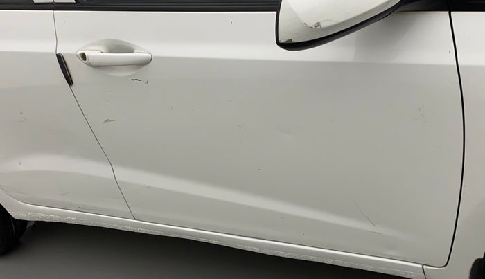 2016 Hyundai Grand i10 MAGNA 1.2 KAPPA VTVT, Petrol, Manual, 46,484 km, Driver-side door - Slightly dented