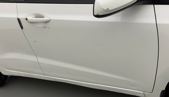 2016 Hyundai Grand i10 MAGNA 1.2 KAPPA VTVT, Petrol, Manual, 46,484 km, Driver-side door - Minor scratches