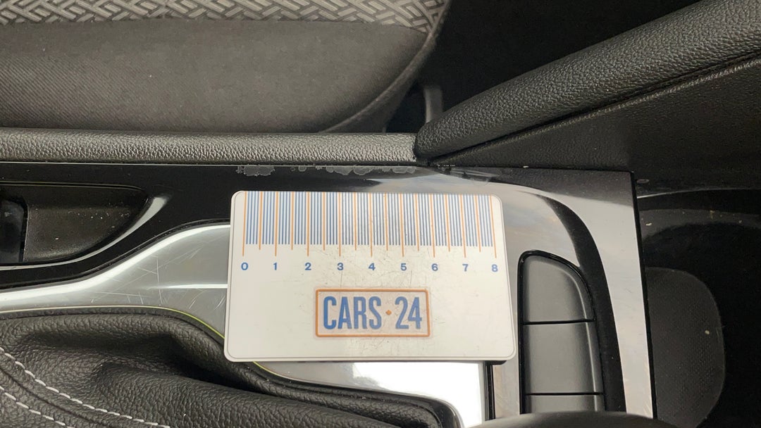 Center Console Scuff