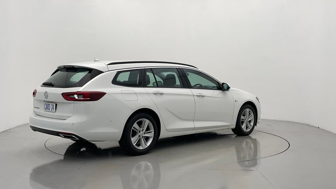 Right Back Diagonal (45- Degree) View