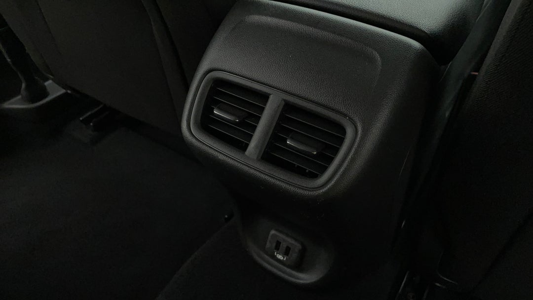 Rear A/C Vent