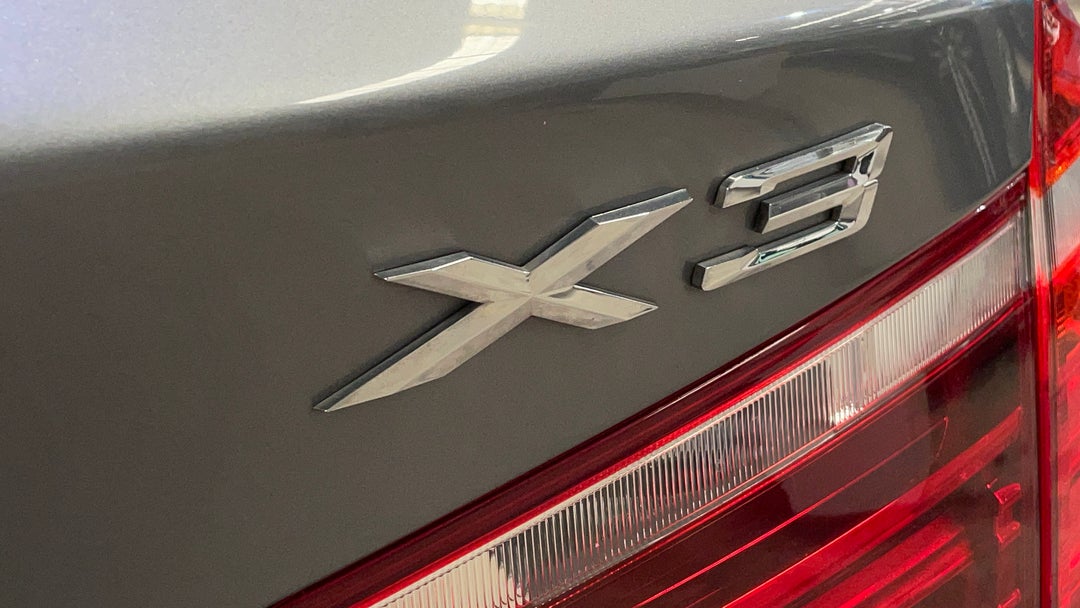 Badge (Boot Right Side)