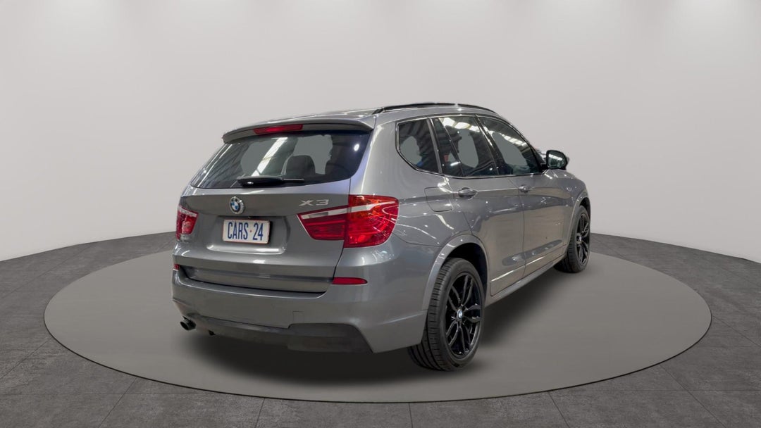 Right Back Diagonal (45- Degree) View