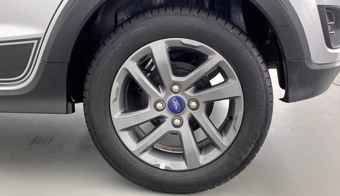 2019 Ford FREESTYLE TITANIUM 1.2 TI-VCT MT, Petrol, Manual, 13,376 km, Left Rear Wheel