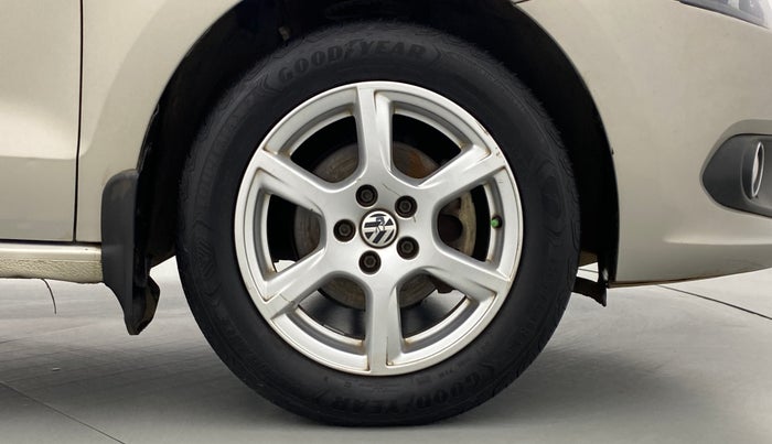 2012 Volkswagen Vento HIGHLINE DIESEL, Diesel, Manual, 57,056 km, Right Front Wheel
