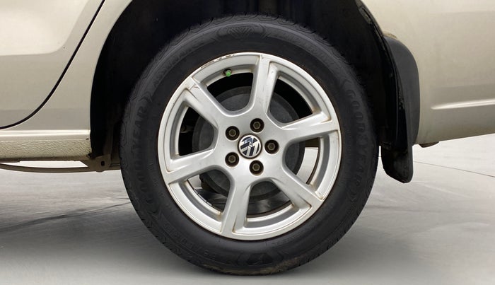 2012 Volkswagen Vento HIGHLINE DIESEL, Diesel, Manual, 57,056 km, Left Rear Wheel