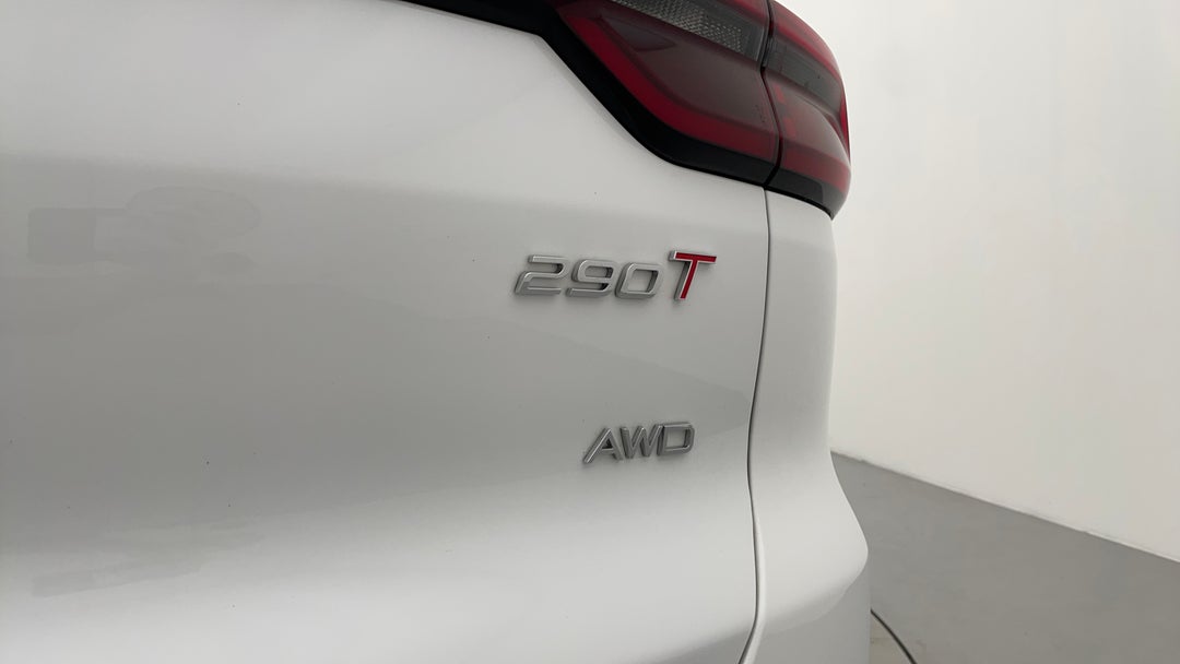 Badge (Boot Right Side)