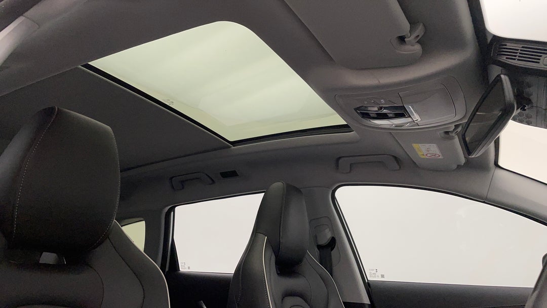 Interior Sunroof/Moonroof