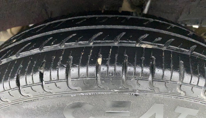 2018 Renault Kwid RXL, Petrol, Manual, 37,789 km, Left Rear Tyre Tread