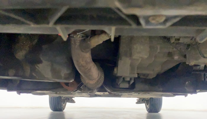 2011 Volkswagen Vento HIGHLINE PETROL, Petrol, Manual, 28,489 km, Front Underbody