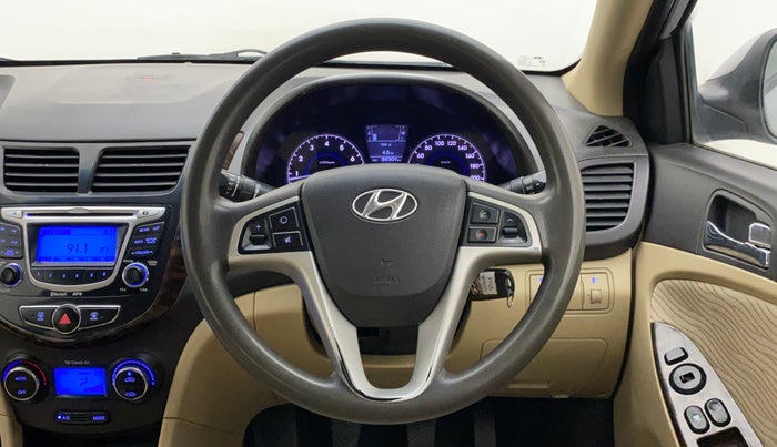 2012 Hyundai Verna FLUIDIC 1.6 VTVT SX, Petrol, Manual, 88,309 km, Steering Wheel Close Up