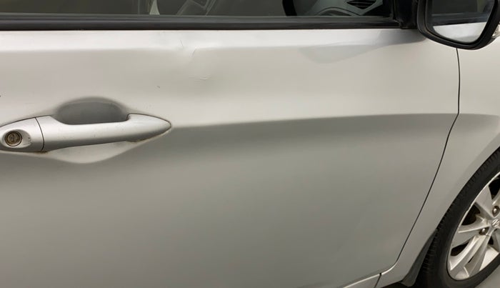 2012 Hyundai Verna FLUIDIC 1.6 VTVT SX, Petrol, Manual, 88,309 km, Driver-side door - Slightly dented