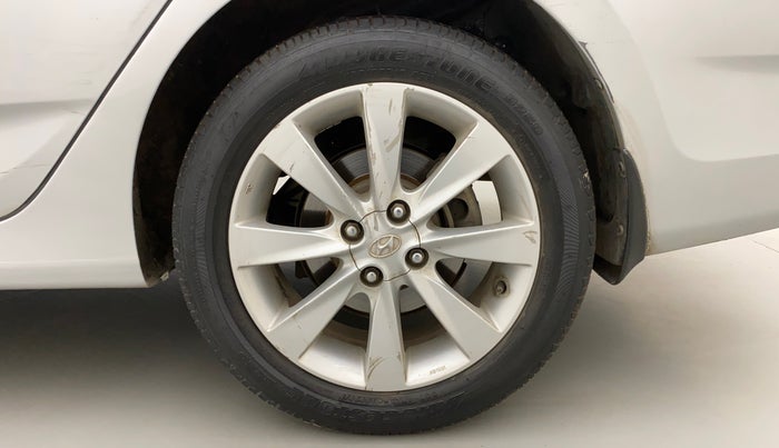 2012 Hyundai Verna FLUIDIC 1.6 VTVT SX, Petrol, Manual, 88,309 km, Left Rear Wheel