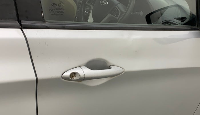 2012 Hyundai Verna FLUIDIC 1.6 VTVT SX, Petrol, Manual, 88,309 km, Driver-side door - Minor scratches