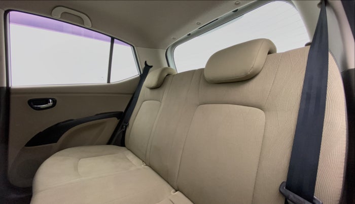 2011 Hyundai i10 SPORTZ 1.2 KAPPA2, Petrol, Manual, 47,888 km, Right Side Rear Door Cabin