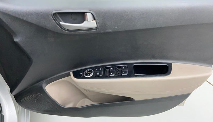 2014 Hyundai Xcent S 1.2, Petrol, Manual, 1,01,135 km, Driver Side Door Panels Control