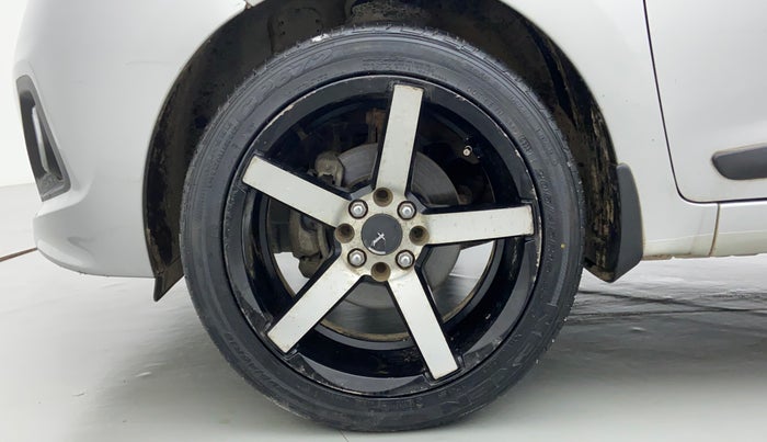 2014 Hyundai Xcent S 1.2, Petrol, Manual, 1,01,135 km, Left Front Wheel