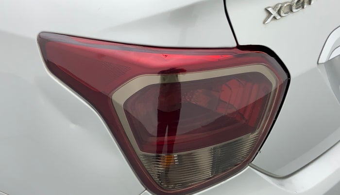 2014 Hyundai Xcent S 1.2, Petrol, Manual, 1,01,135 km, Left tail light - Minor damage