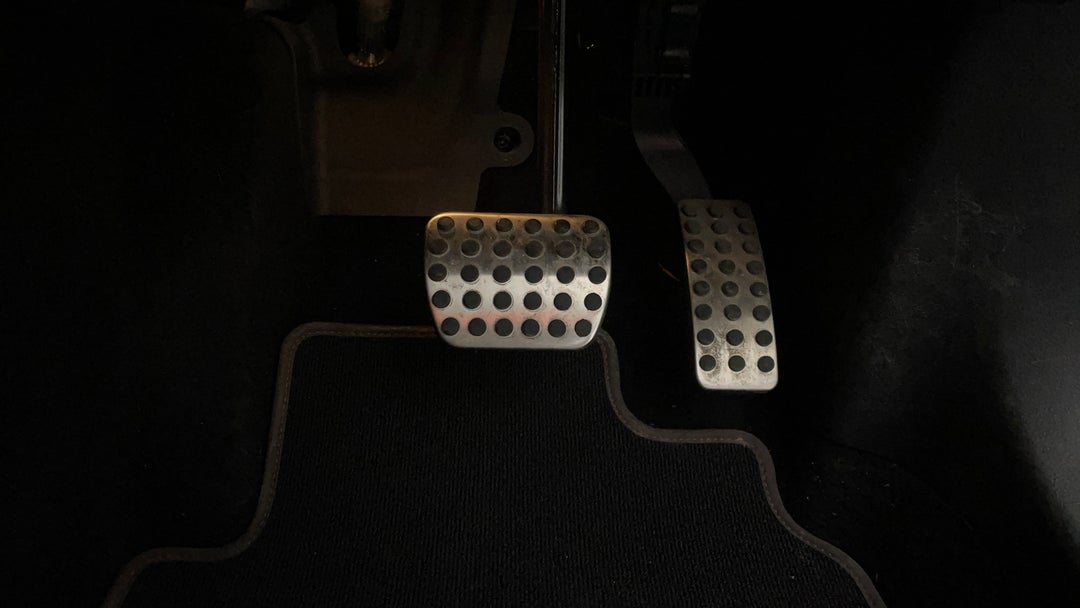 Pedals and Footmat