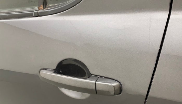 2016 Maruti Swift VXI, Petrol, Manual, 41,009 km, Rear left door - Slightly dented