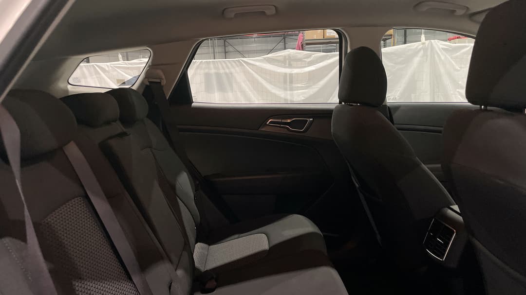 2024 Kia Sportage S (AWD), Automatic, 50186 km, Right Side Rear Door Cabin View
