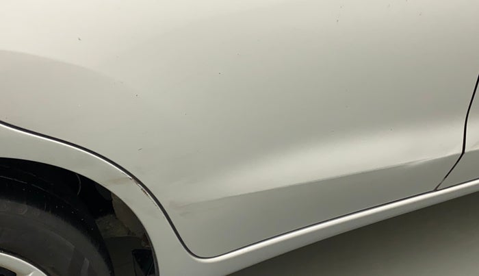 2015 Honda Amaze 1.2L I-VTEC SX, Petrol, Manual, 37,466 km, Right rear door - Minor scratches
